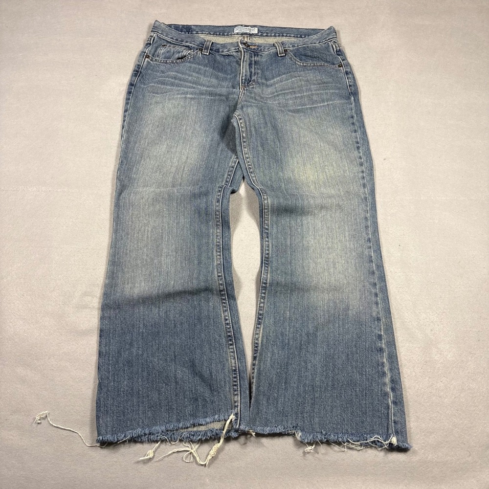 American Eagle Outfitters Flare Jeans Womens Medium Wash Raw Hem Denim Pants